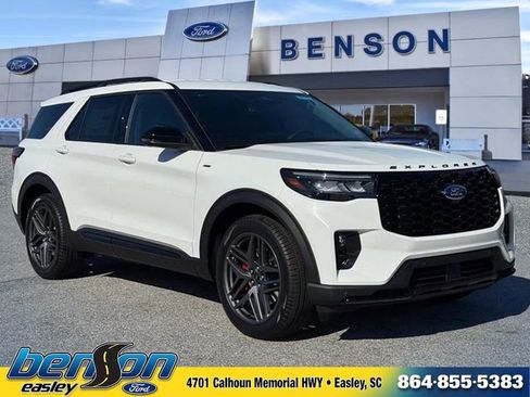 New 2026 Ford Explorer ST-Line w/ ST-Line Street Pack RWD image 1