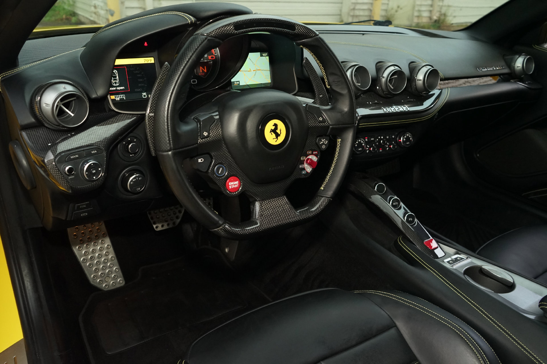 Used 2015 Ferrari F12 Berlinetta RWD image 10