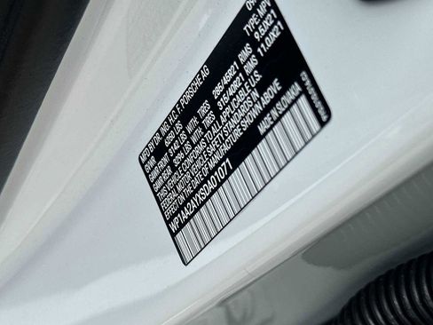 Used 2025 Porsche Cayenne image 26