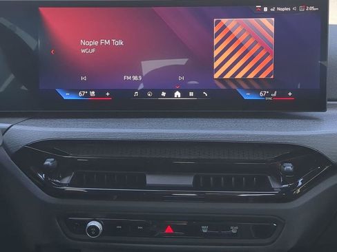 New 2026 BMW 330i Sedan w/ Premium Package image 18