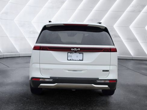 Used 2024 Kia Carnival SX Prestige FWD image 4