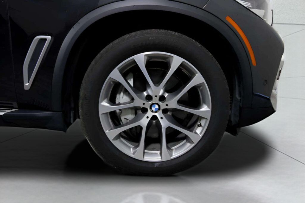 Used 2019 BMW X5 xDrive50i AWD/4WD image 38