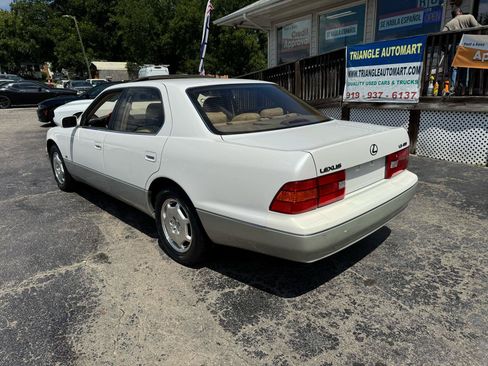 Used 2000 Lexus LS 400 w/ Platinum Series RWD image 12