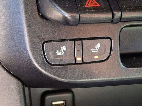 Used 2018 Chevrolet Colorado LT w/ Luxury Package, Chrome AWD/4WD image 24