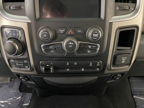Used 2018 RAM 1500 Big Horn AWD/4WD image 28