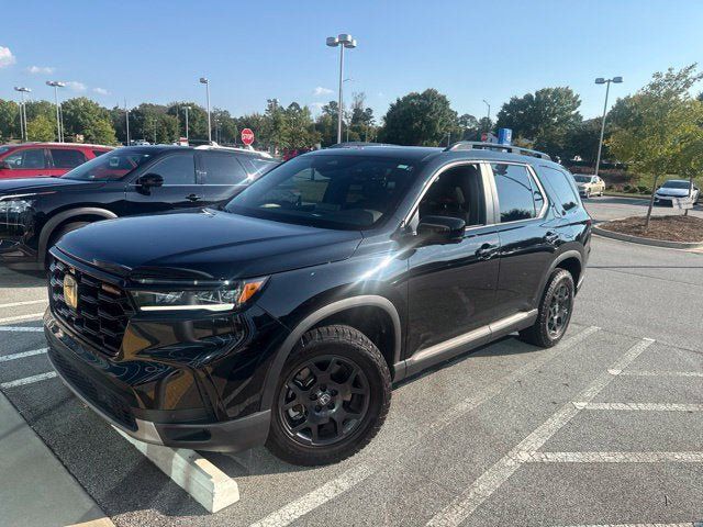 Used 2024 Honda Pilot TrailSport image 18