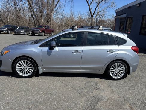 Used 2013 Subaru Impreza 2.0i Premium image 2