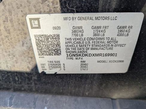 Used 2021 Chevrolet Suburban Z71 w/ Z71 Signature Package image 17