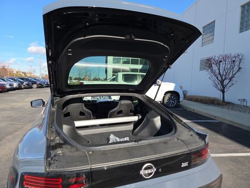 Used 2024 Nissan Z NISMO w/ Floor Mat Package image 21