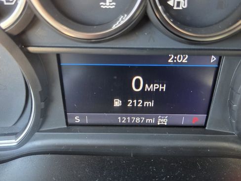 Used 2021 Chevrolet Silverado 2500 LTZ w/ LTZ Convenience Package image 27