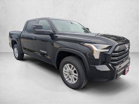 New 2026 Toyota Tundra SR5 AWD/4WD image 7