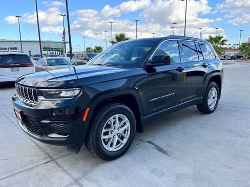 New 2025 Jeep Grand Cherokee Laredo X w/ Luxury Tech Group I image 3