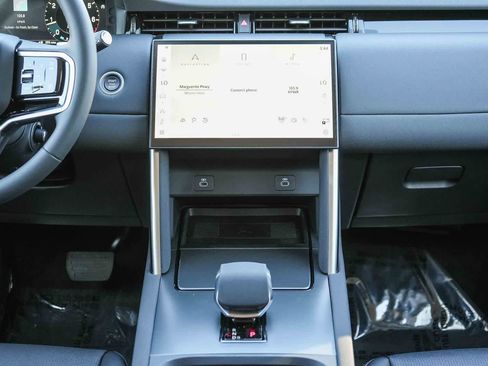New 2025 Land Rover Discovery Sport S AWD/4WD image 11