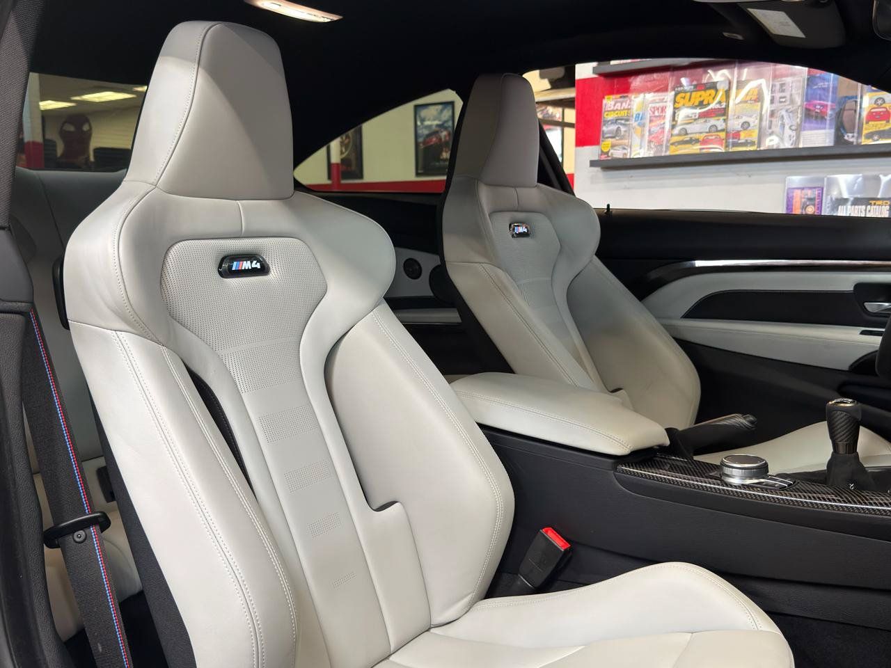 Used 2018 BMW M4 Coupe RWD image 17