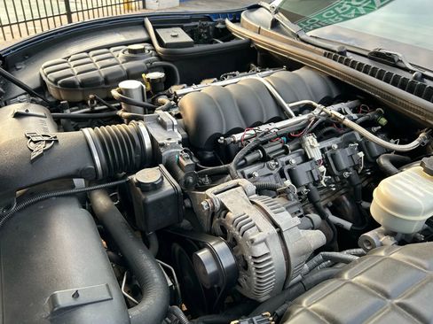 Used 2002 Chevrolet Corvette Coupe w/ Preferred Equipment Group2 image 36