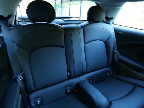 Used 2023 MINI Cooper S image 44