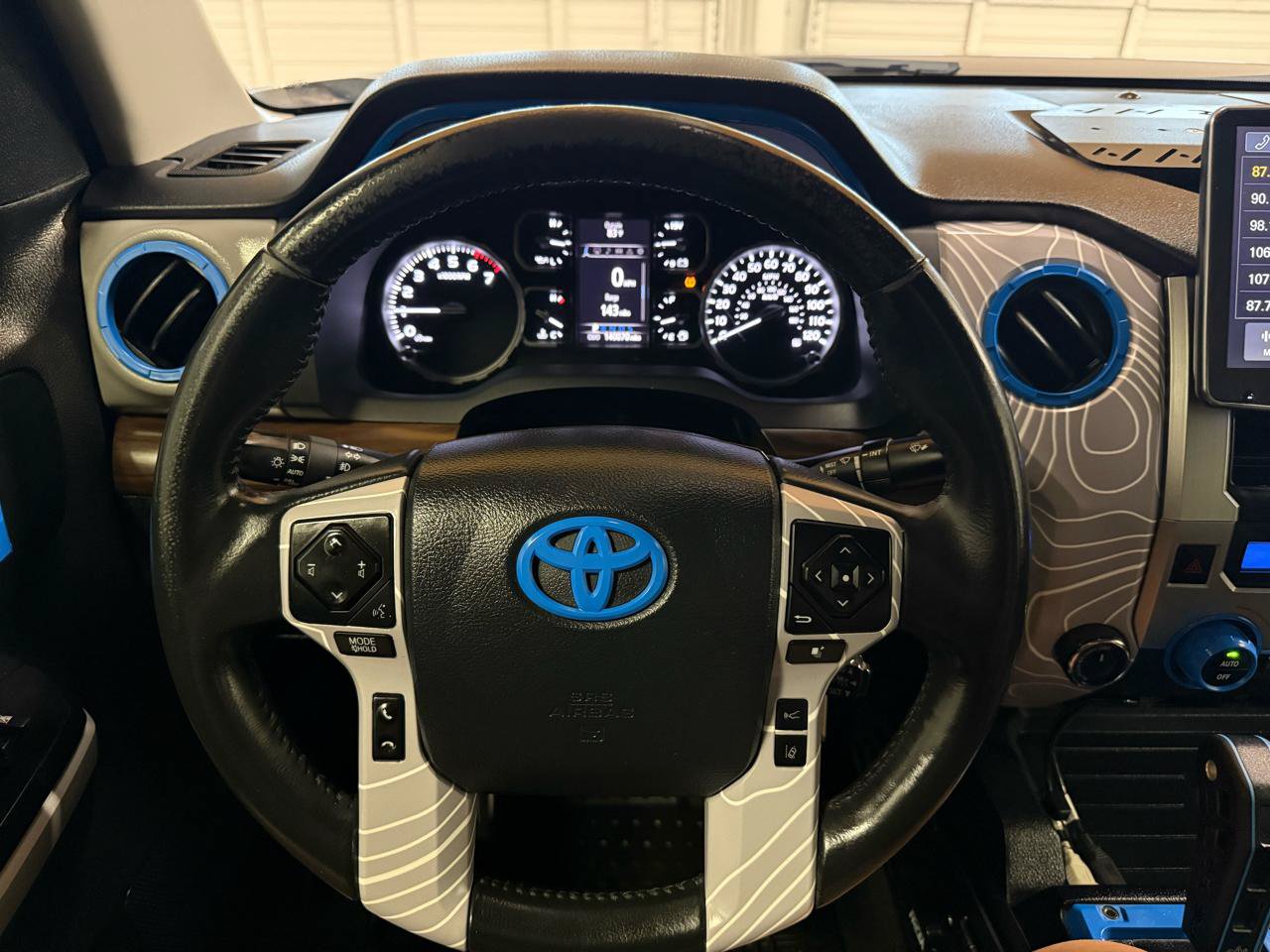 Used 2018 Toyota Tundra Limited AWD/4WD image 13