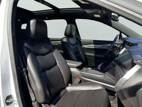 Used 2023 Cadillac XT6 Luxury FWD image 62
