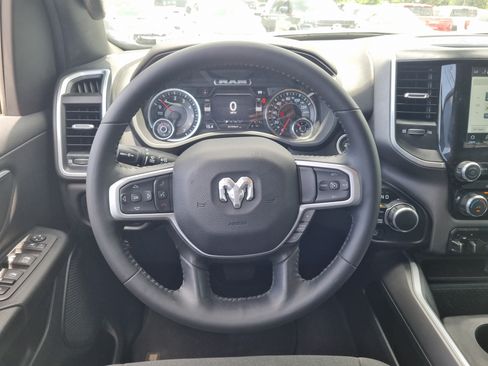Used 2023 RAM 1500 Big Horn AWD/4WD image 14