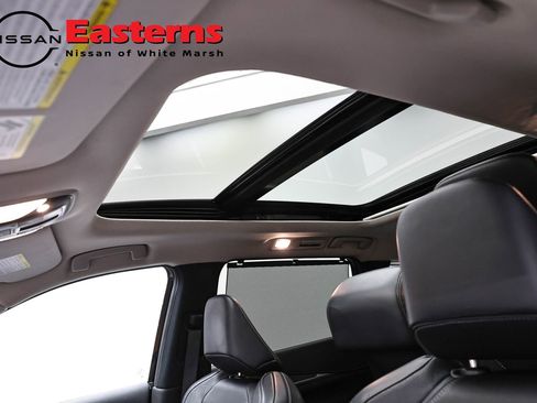 Used 2023 INFINITI QX60 Luxe w/ Cargo Package AWD/4WD image 39