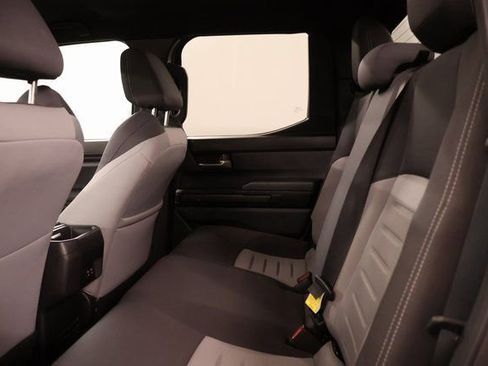 Used 2024 Toyota Tacoma TRD Sport AWD/4WD image 28