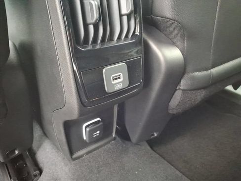 New 2026 Jeep Compass Latitude AWD/4WD image 13