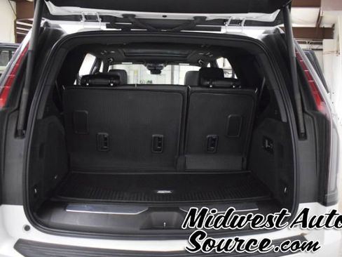Used 2022 Cadillac Escalade Sport AWD/4WD image 28