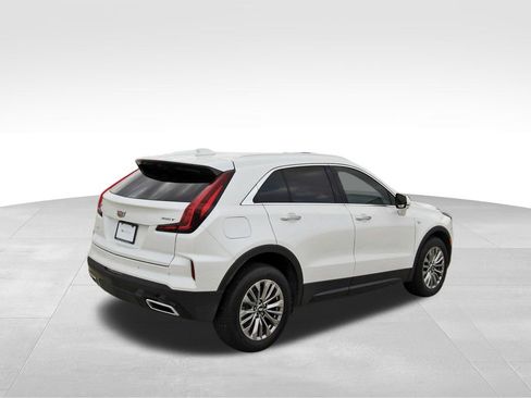 Used 2024 Cadillac XT4 Premium Luxury w/ Active Safety Package image 4