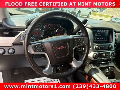 Used 2017 GMC Yukon SLT AWD/4WD image 21