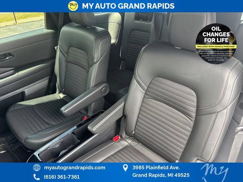 Used 2024 Nissan Pathfinder Rock Creek AWD/4WD image 34