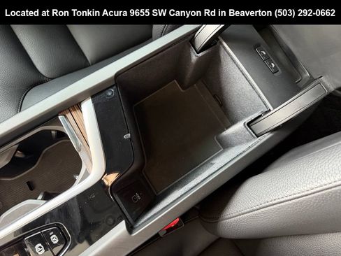 Used 2022 Volvo XC60 B5 Momentum w/ Advanced Package AWD/4WD image 27