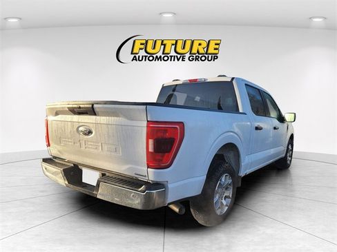 Used 2023 Ford F150 XLT image 3