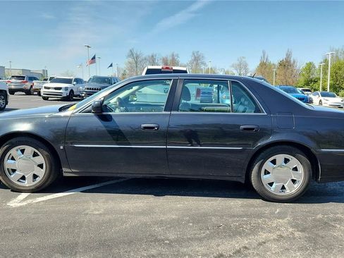 Used 2008 Cadillac DTS image 5