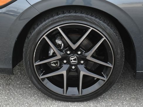 Used 2024 Honda Civic Sport Touring image 9