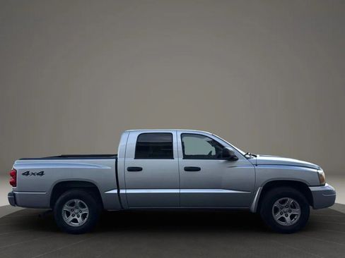 Used 2006 Dodge Dakota SLT w/ Trailer Tow Group AWD/4WD image 7