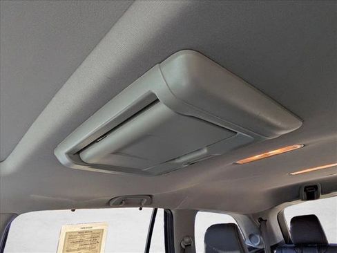 Used 2017 Honda Pilot Touring image 23