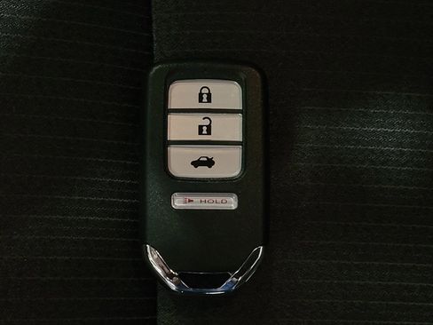Used 2019 Honda Accord LX image 32