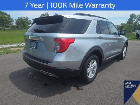 Used 2023 Ford Explorer XLT w/ Equipment Group 202A AWD/4WD image 12