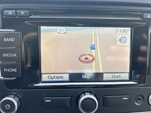 Used 2013 Volkswagen Jetta SEL Premium image 18