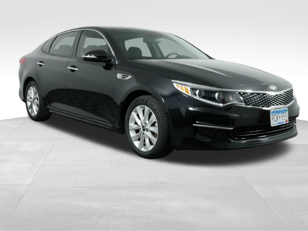 Used 2017 Kia Optima EX FWD image 2