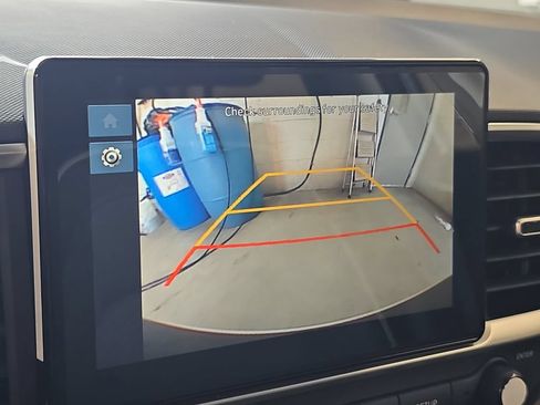 New 2026 Hyundai Venue SEL FWD image 23