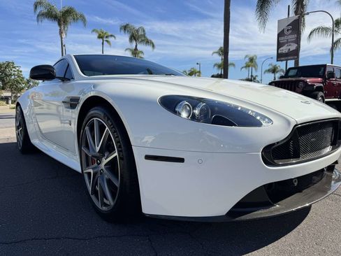 Used 2011 Aston Martin V8 Vantage S image 10