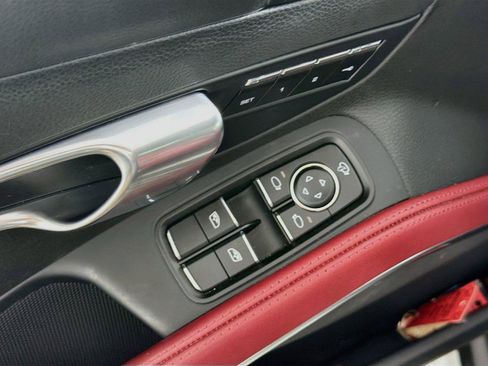 Certified 2024 Porsche 718 Boxster S RWD image 28