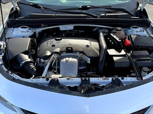 Used 2016 Chevrolet Malibu Premier w/ Driver Confidence Package II image 21