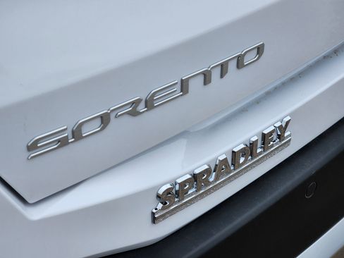 New 2026 Kia Sorento SX FWD image 11