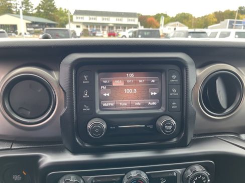 Certified 2021 Jeep Wrangler Unlimited Sport image 27