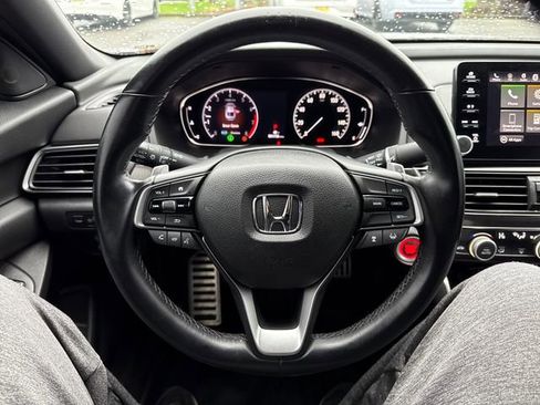 Certified 2018 Honda Accord Sport image 12
