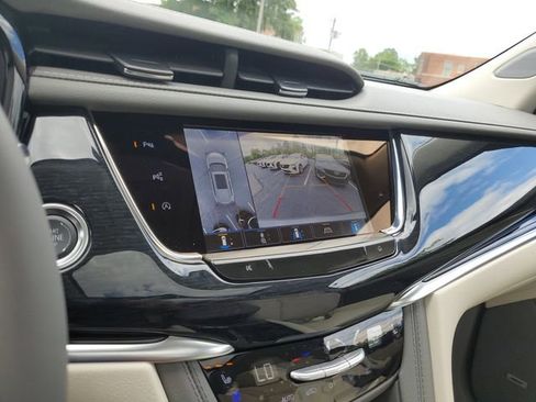 New 2025 Cadillac XT6 Premium Luxury w/ Technology Package AWD/4WD image 15