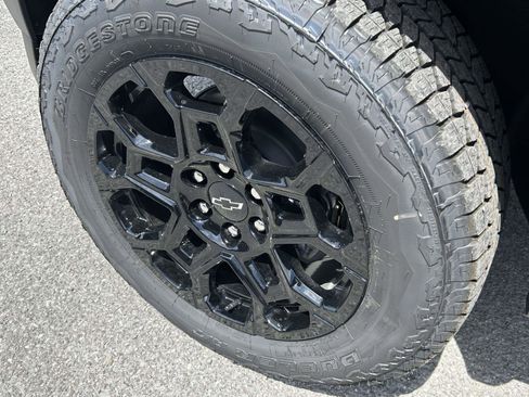 New 2026 Chevrolet Colorado Trail Boss AWD/4WD image 9
