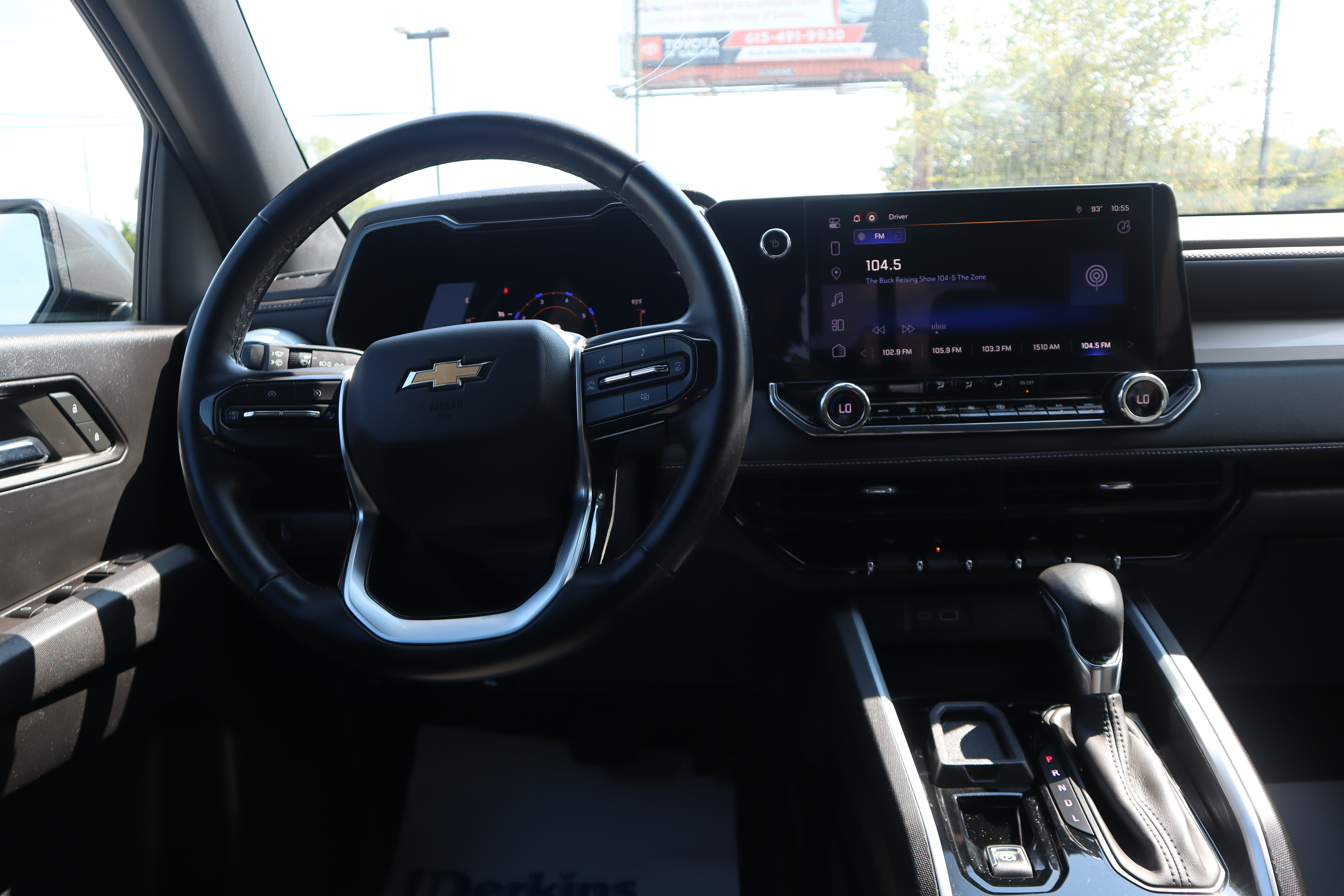 Used 2023 Chevrolet Colorado LT w/ LT Convenience Package RWD image 11